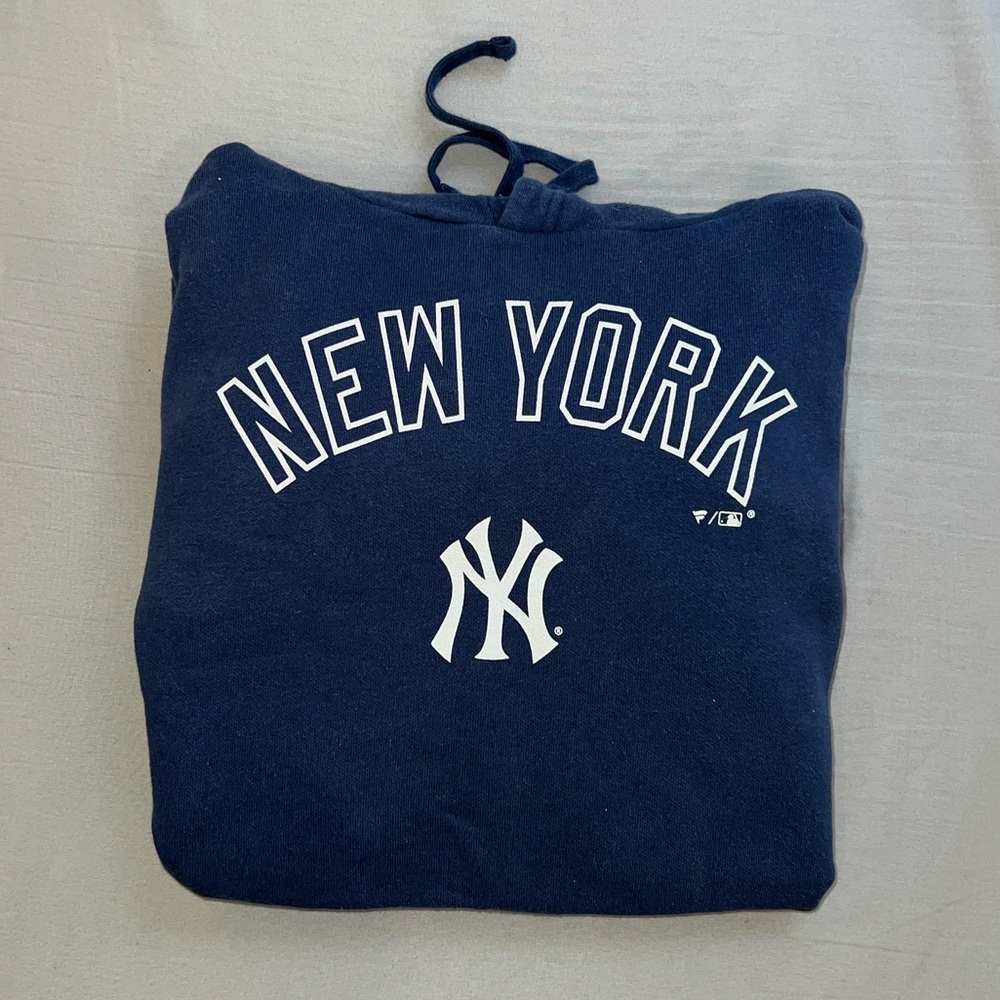 navy yankees hoodie sweatshirt